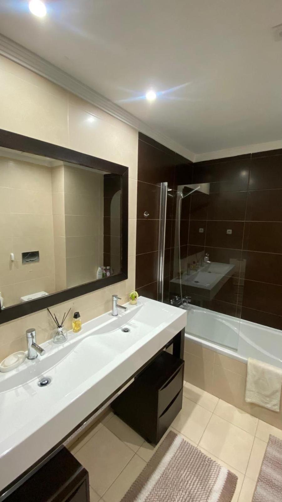 Rooms In Faro Close To Airport Exteriör bild